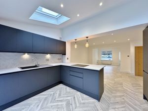 Photo 19- click for photo gallery